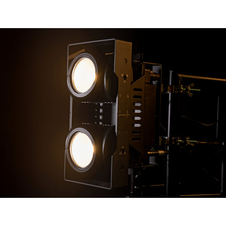Blinder Eurolite IP Audience 2x100W LED COB WW