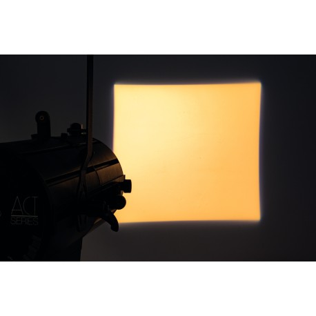 Proiector teatru Showtec Act Profile 150W RGBAL