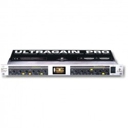 Preamplificator microfon/line 2 canale/Tuburi Behringer MIC2200