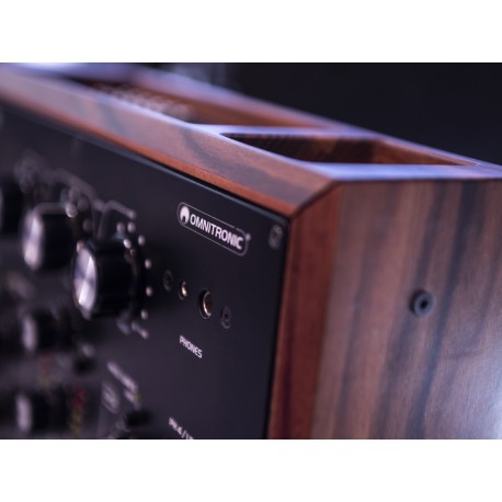 Mixer cu 4 canale Omnitronic TRM-402 