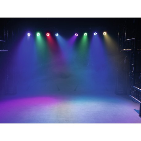 Bara cu 4 proiectoare RGB+WW, telecomanda IR si geanta transport, EUROLITE LED KLS-902 Next Compact Light Set (42109860)