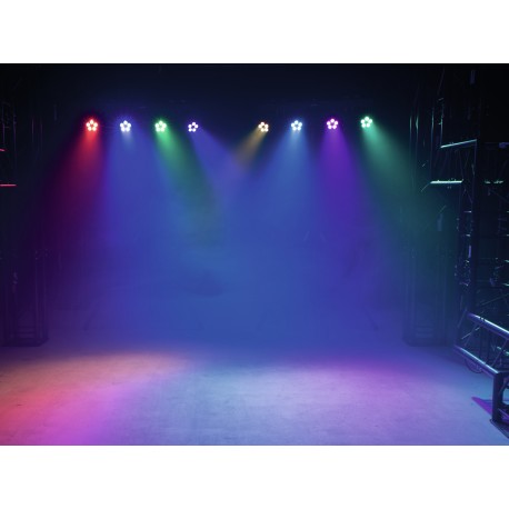 Bara cu 4 proiectoare RGB+WW, telecomanda IR si geanta transport, EUROLITE LED KLS-902 Next Compact Light Set (42109860)