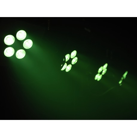 Bara cu 4 proiectoare RGB+WW, telecomanda IR si geanta transport, EUROLITE LED KLS-902 Next Compact Light Set (42109860)