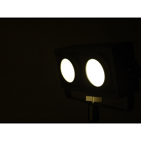 Audience Blinder 2x100W LED COB alb cald, Eurolite Audience Blinder 2x100W LED COB WW